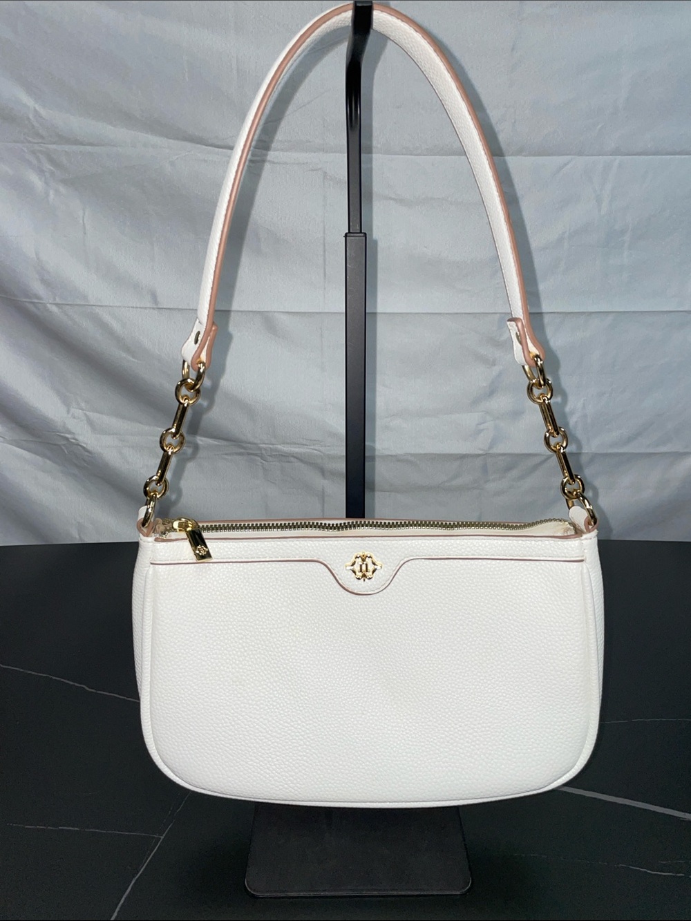 NANETTE LEPORE WHITE VEGAN LEATHER SHOULDER BAG FTL-09-025